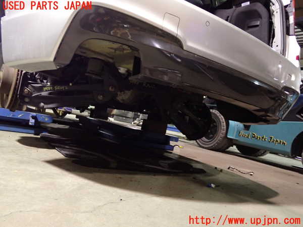1UPJ-9234841610]BMW X3 F25(WX35)リアバンパー 中古 Mスポーツ_4