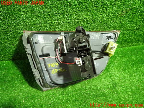 1UPJ-9234841550]BMW X3 F25(WX35)右リアフィニッシャー 中古_3