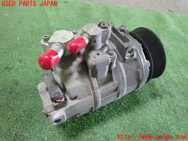 1UPJ-9234846025]BMW X3 F25(WX35)エアコンコンプレッサー 中古_4
