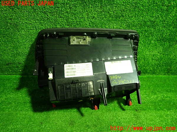1UPJ-9234847516]BMW X3 F25(WX35)グローブボックス1 中古_3