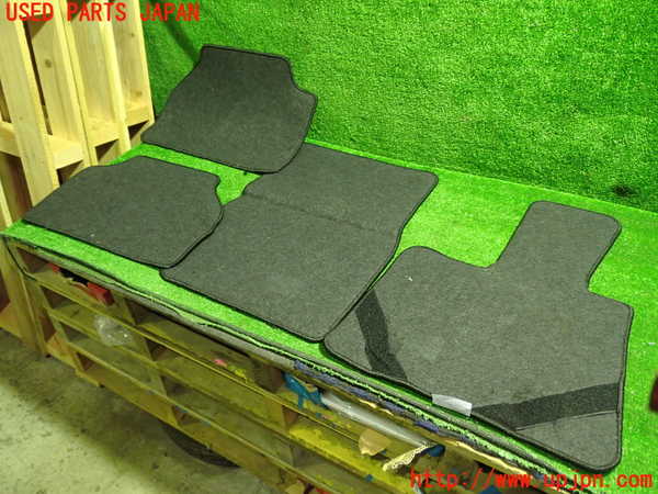 1UPJ-9234847800]BMW X3 F25(WX35)フロアマット 中古_5