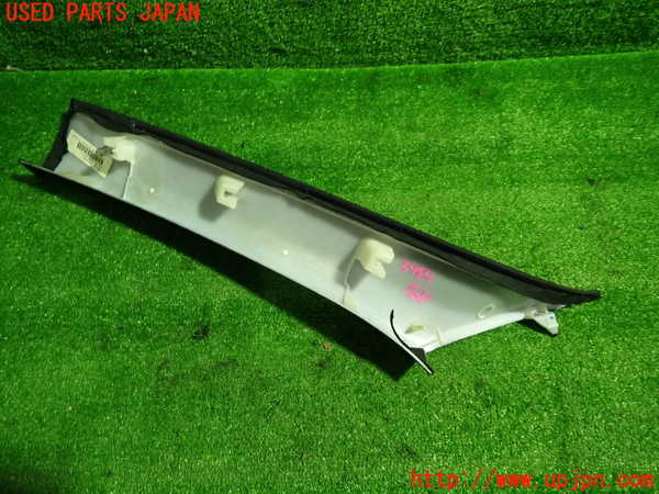 1UPJ-9234847655]BMW X3 F25(WX35)右フロントピラートリム 中古_3