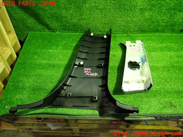 1UPJ-9234847670]BMW X3 F25(WX35)左センターピラートリム 中古_3