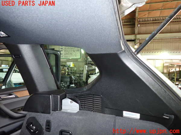 1UPJ-9234847675]BMW X3 F25(WX35)右リアピラートリム 中古_2