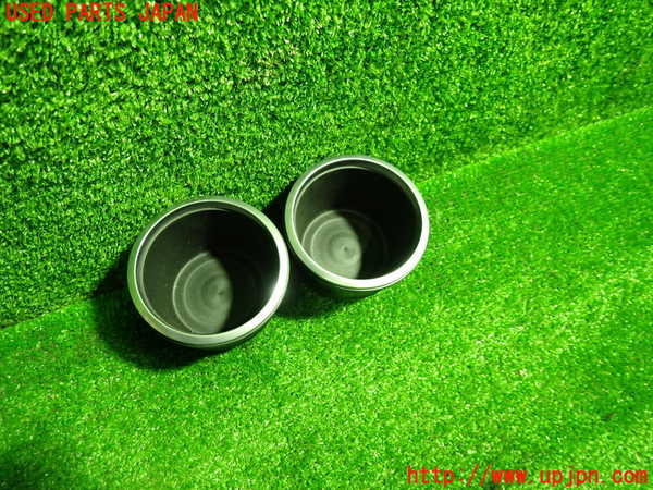 1UPJ-9234847810]BMW X3 F25(WX35)ドリンクホルダー 中古_2