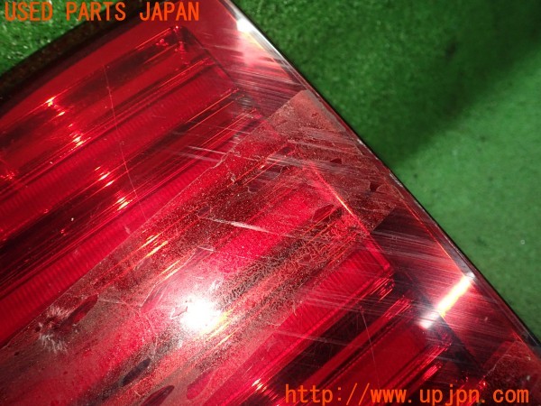 3UPJ=9234850547]ランドクルーザー100 VXリミテッド Gセレクション(HDJ101K)前期 SONAR ソナー 右リア フィニッシャー テールランプ 中古_2