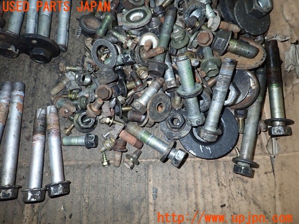 3UPJ=9234850720]ランドクルーザー100 VXリミテッド Gセレクション(HDJ101K)前期 ネジ・ナット・ステー類 セット ジャンク_5