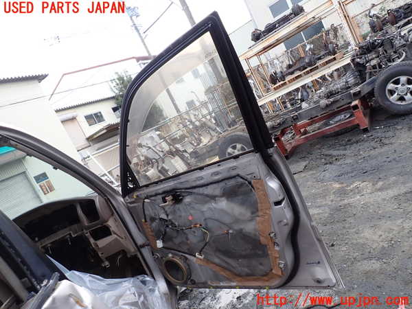 1UPJ-9234851230]ランクル100系(HDJ101K)右前ドア 中古_4