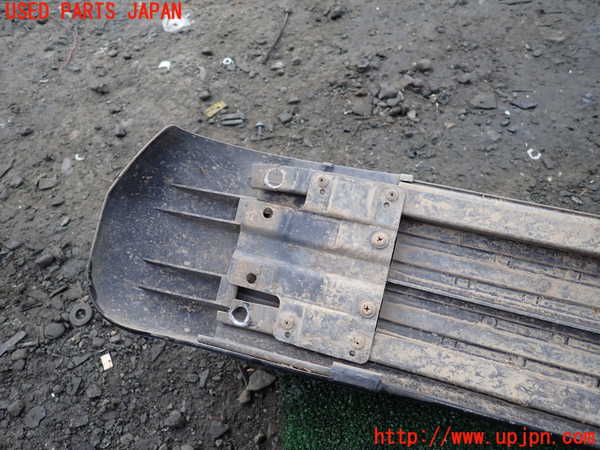1UPJ-9234851390]ランクル100系(HDJ101K)右サイドステップ 中古_3