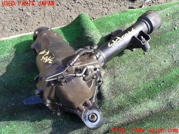 1UPJ-9234854350]ランクル100系(HDJ101K)フロントデフ 中古_2