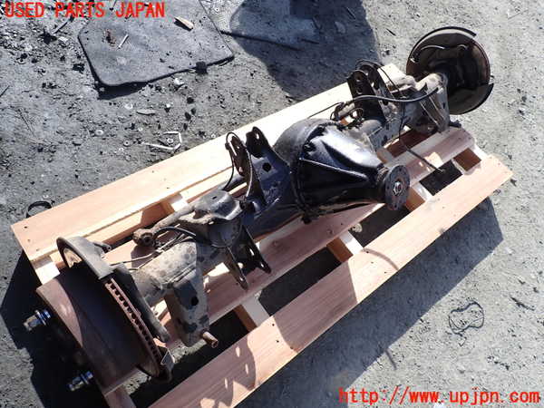 1UPJ-9234854400]ランクル100系(HDJ101K)リアデフホーシング 中古_2