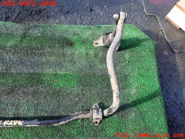 1UPJ-9234855445]ランクル100系(HDJ101K)リアスタビライザー 中古_2