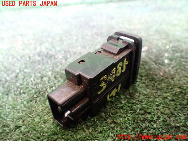 1UPJ-9234856309]ランクル100系(HDJ101K)スイッチ4 中古_2