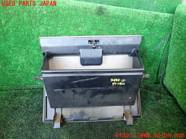 1UPJ-9234857516]ランクル100系(HDJ101K)グローブボックス1 中古_4