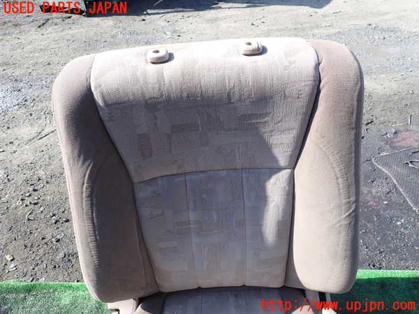 1UPJ-9234857035]ランクル100系(HDJ101K)運転席シート 中古_2
