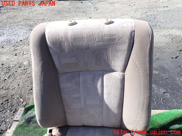 1UPJ-9234857065]ランクル100系(HDJ101K)助手席シート 中古_2
