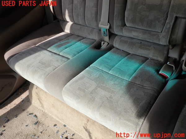 1UPJ-9234857145]ランクル100系(HDJ101K)右2列目シート 中古_3