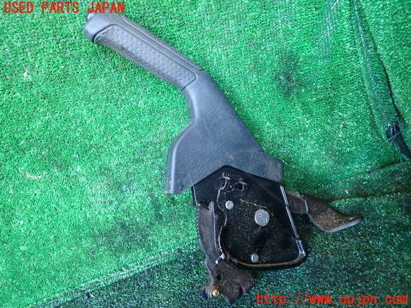 1UPJ-9234857550]ランクル100系(HDJ101K)サイドブレーキレバー 中古_2