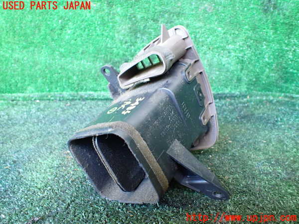 1UPJ-9234857526]ランクル100系(HDJ101K)エアコン吹き出し口1 中古_2
