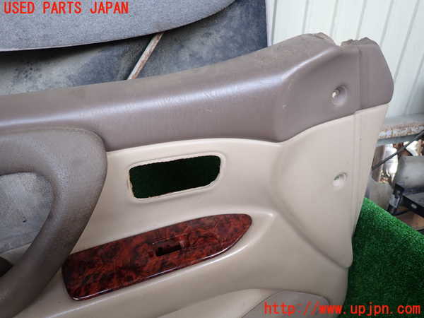 1UPJ-9234851264]ランクル100系(HDJ101K)左前ドア内張り 中古_2