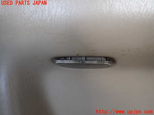 1UPJ-9234851264]ランクル100系(HDJ101K)左前ドア内張り 中古_3