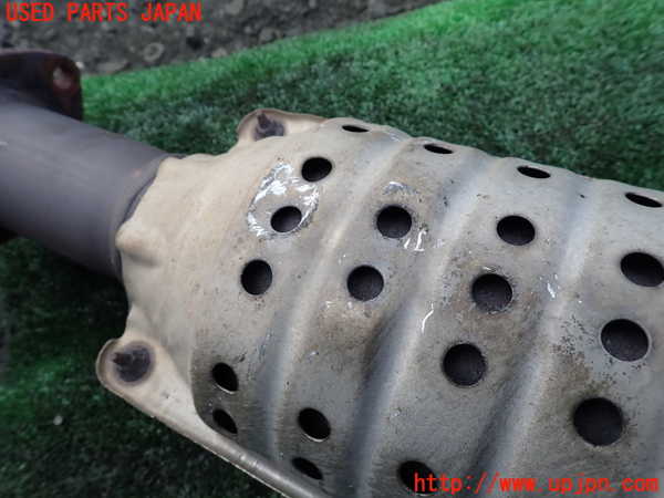 1UPJ-9234862662]ハイラックスサーフ(RZN185W)触媒2 中古_3