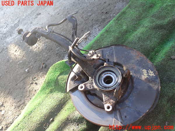 1UPJ-9234864290]ハイラックスサーフ(RZN185W)右フロントナックルハブ 中古_2