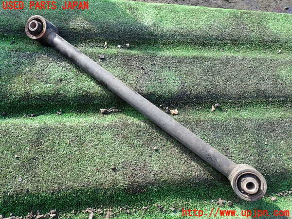 1UPJ-9234865200]ハイラックスサーフ(RZN185W)右リアロアアーム1 中古_2