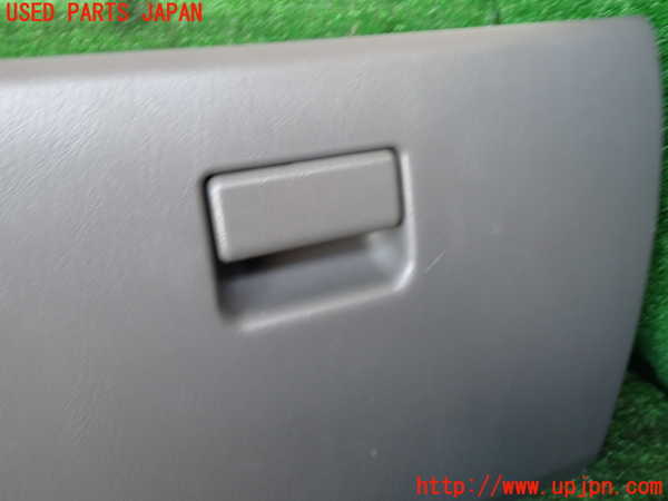 1UPJ-9234867516]ハイラックスサーフ(RZN185W)グローブボックス1 中古_2