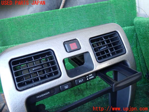 1UPJ-9234867526]ハイラックスサーフ(RZN185W)エアコン吹き出し口1 中古_2