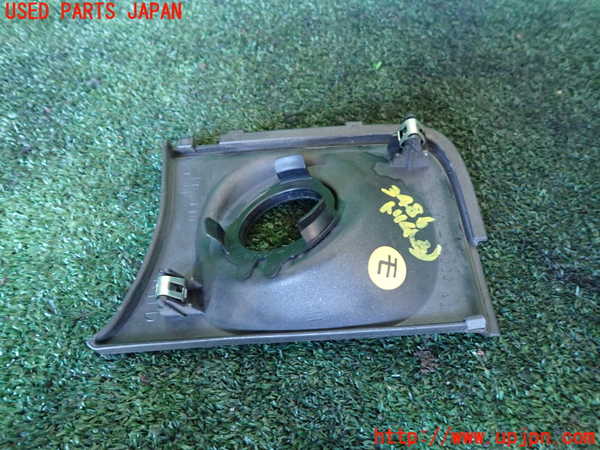 1UPJ-9234867692]ハイラックスサーフ(RZN185W)内装トリム類2 中古_2