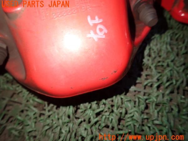 3UPJ=9234870301]ルノー メガーヌ ルノースポール 273トロフィー2(DZF4R1)純正 brembo ブレンボ フロントキャリパー 中古_4