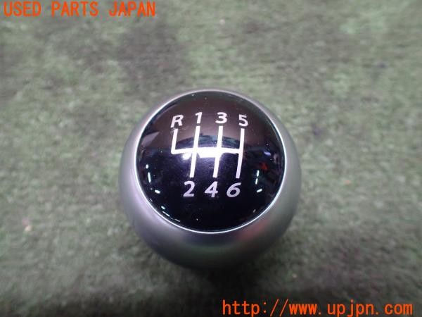 3UPJ=9234870614]ルノー メガーヌ ルノースポール 273トロフィー2(DZF4R1)純正 シフトノブ 中古_4