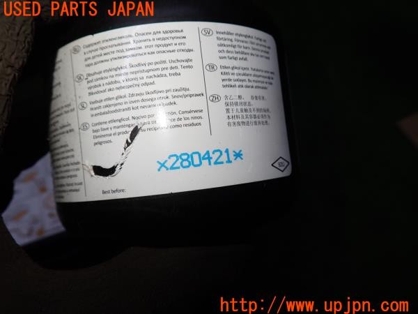 3UPJ=9234870625]ルノー メガーヌ ルノースポール 273トロフィー2(DZF4R1)純正 パンク修理キット 中古_4