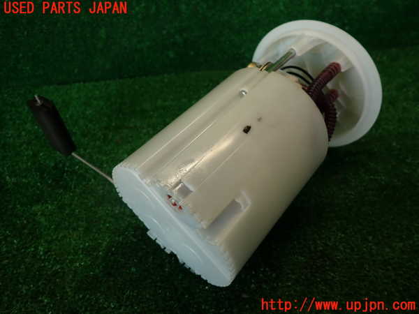2UPJ-9234872510]ルノー・メガーヌ R.S.(ルノー・スポール)(DZF4R1)燃料ポンプ 中古_2