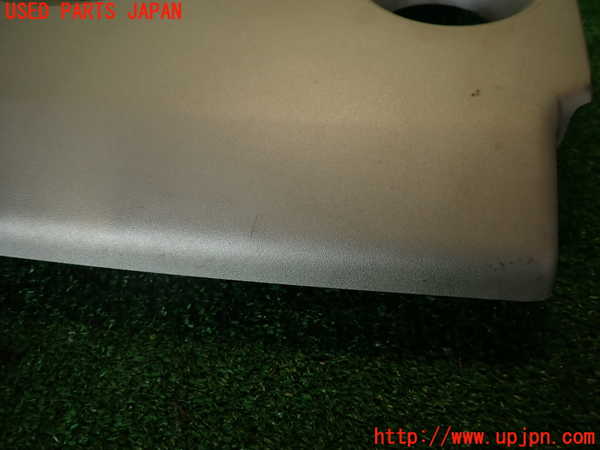 2UPJ-9234872160]ルノー・メガーヌ R.S.(ルノー・スポール)(DZF4R1)エンジンアッパーカバー 中古_4