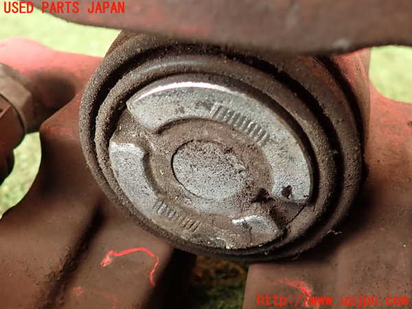 2UPJ-9234874090]ルノー・メガーヌ R.S.(ルノー・スポール)(DZF4R1)右リアキャリパー 中古_5