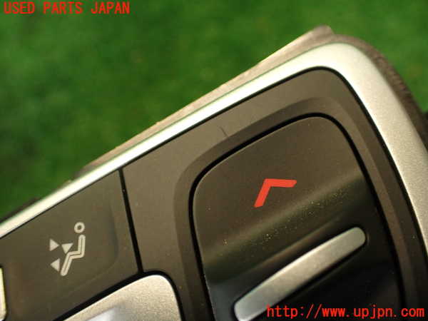 2UPJ-9234876066]ルノー・メガーヌ R.S.(ルノー・スポール)(DZF4R1)エアコンスイッチ1 中古_2