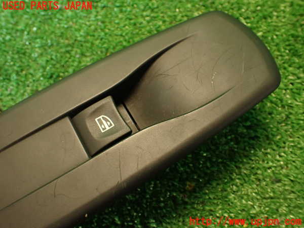 2UPJ-9234876245]ルノー・メガーヌ R.S.(ルノー・スポール)(DZF4R1)左前パワーウィンドウスイッチ 中古_2
