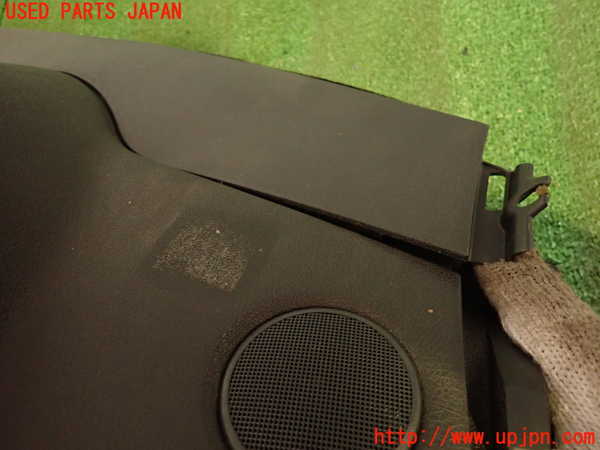 2UPJ-9234877505]ルノー・メガーヌ R.S.(ルノー・スポール)(DZF4R1)ダッシュボード 中古_2