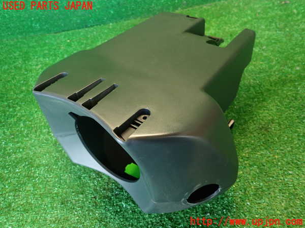 2UPJ-9234877905]ルノー・メガーヌ R.S.(ルノー・スポール)(DZF4R1)コラムカバー 中古_2