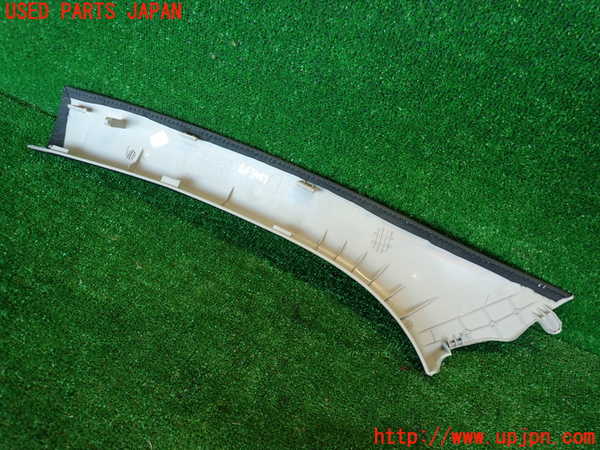 2UPJ-9234877655]ルノー・メガーヌ R.S.(ルノー・スポール)(DZF4R1)右フロントピラートリム 中古_3