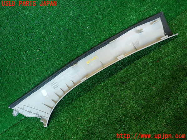 2UPJ-9234877660]ルノー・メガーヌ R.S.(ルノー・スポール)(DZF4R1)左フロントピラートリム 中古_3