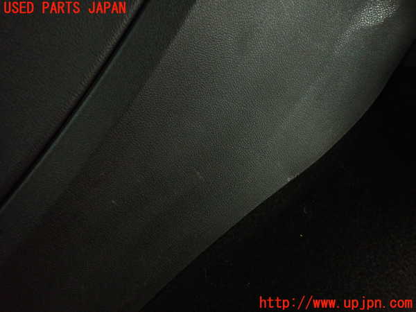 2UPJ-9234877675]ルノー・メガーヌ R.S.(ルノー・スポール)(DZF4R1)右リアピラートリム 中古_4