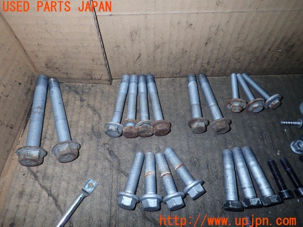 3UPJ=9234880720]BMW X3(WX20 F25)ネジ・ナット・ステー類 セット ジャンク_2