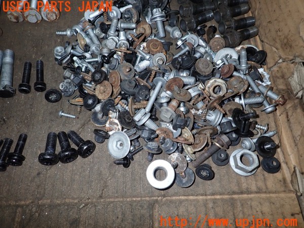 3UPJ=9234880720]BMW X3(WX20 F25)ネジ・ナット・ステー類 セット ジャンク_5