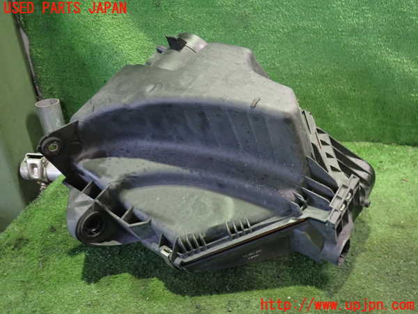 2UPJ-9234882560]BMW X3(WX20)エアクリーナーボックス 中古 (F25)_2