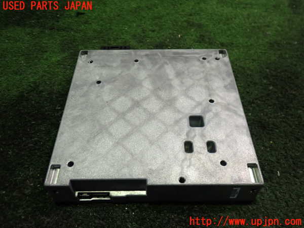 2UPJ-9234886660]BMW X3(WX20)TVチューナー 中古 (F25)_2