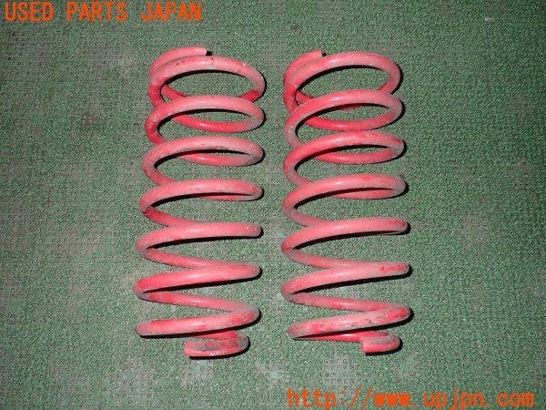 3UPJ=9234890412]ハイラックスサーフ(KZN130W)社外 リア スプリング 中古_3