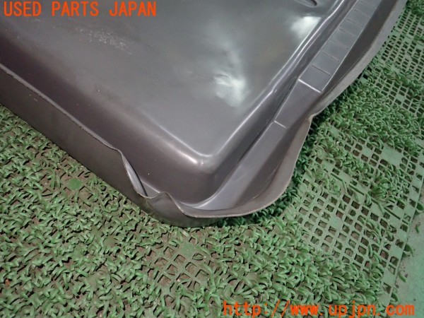 3UPJ=9234890634]ハイラックスサーフ(KZN130W)純正 ラゲッジマット ラゲッジトレイ 中古_5